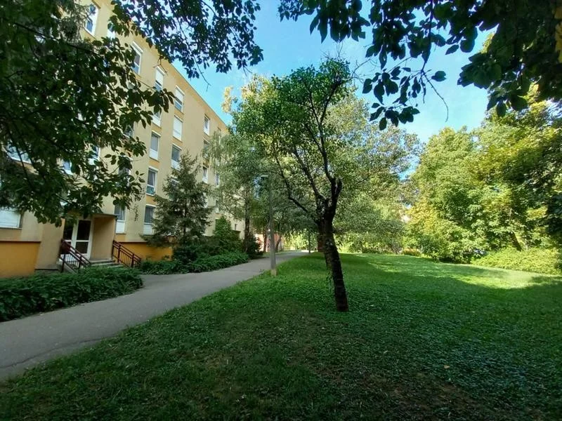 Eladó Pécs kertvárosi lakás - Kép 6