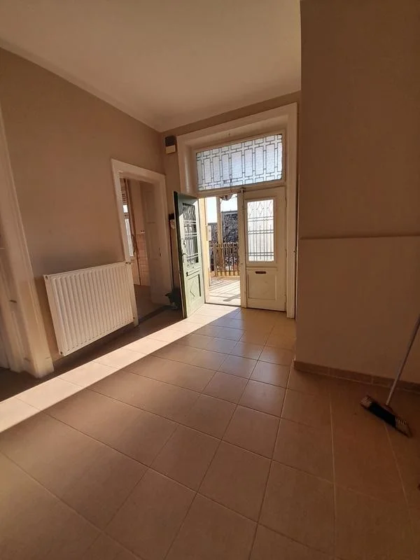 Pécs Belvárosában iroda kiadó - Kép 3