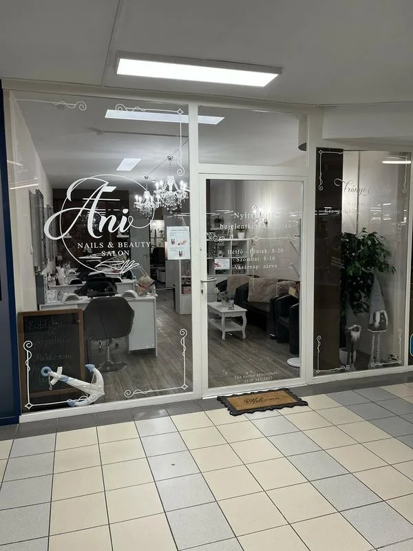 Eladó üzlethelyiség forgalmas üzletházban - Kép 3