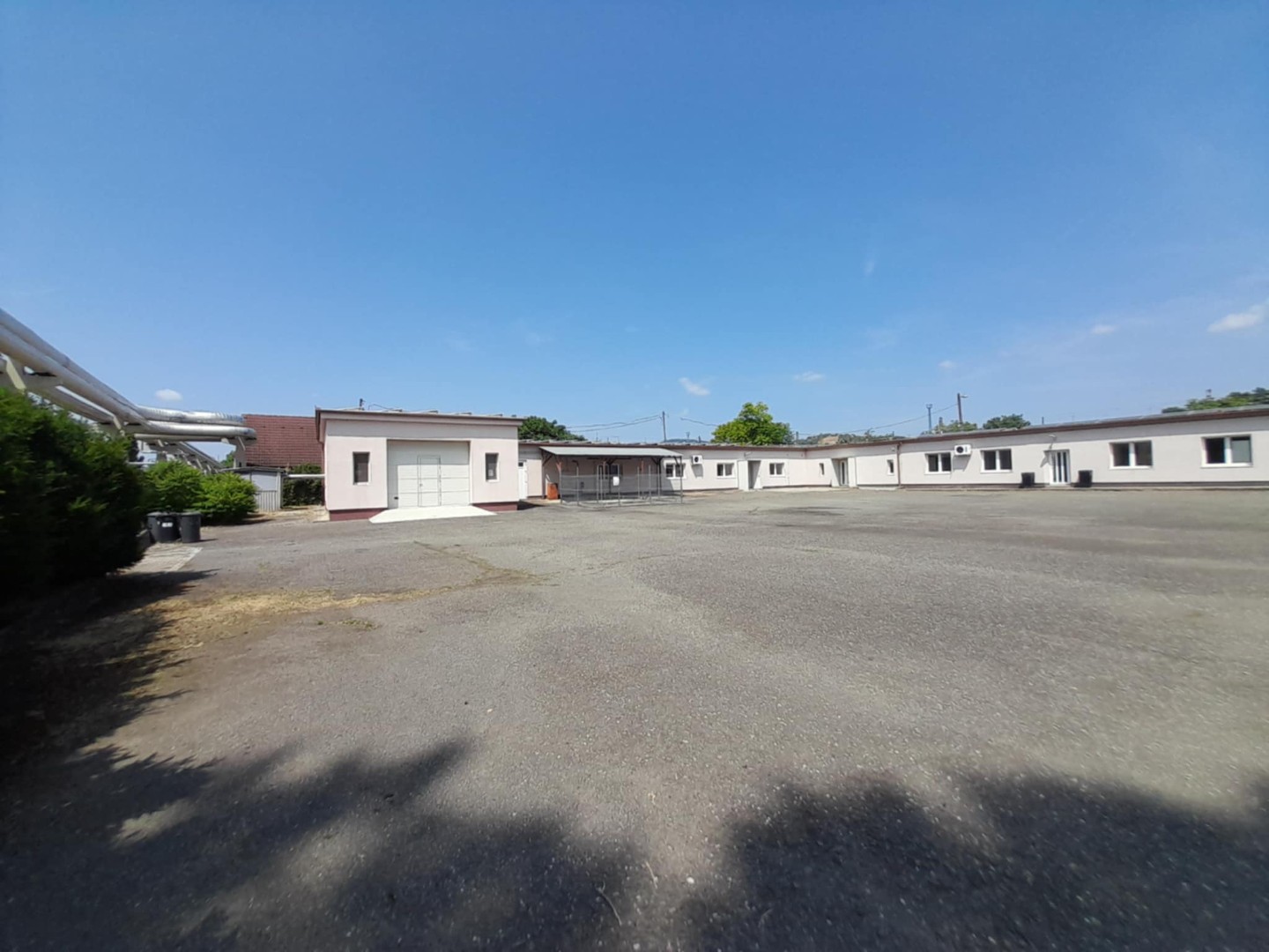 Pécsett Műhely - Iroda - Telephely eladó