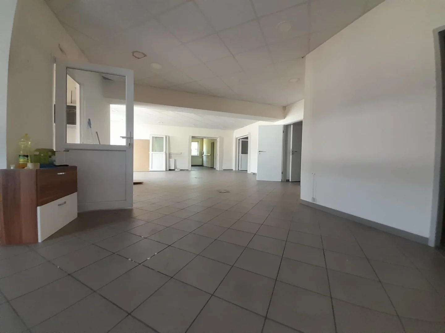 Pécsett telephely - iroda - műhely eladó - Kép 5