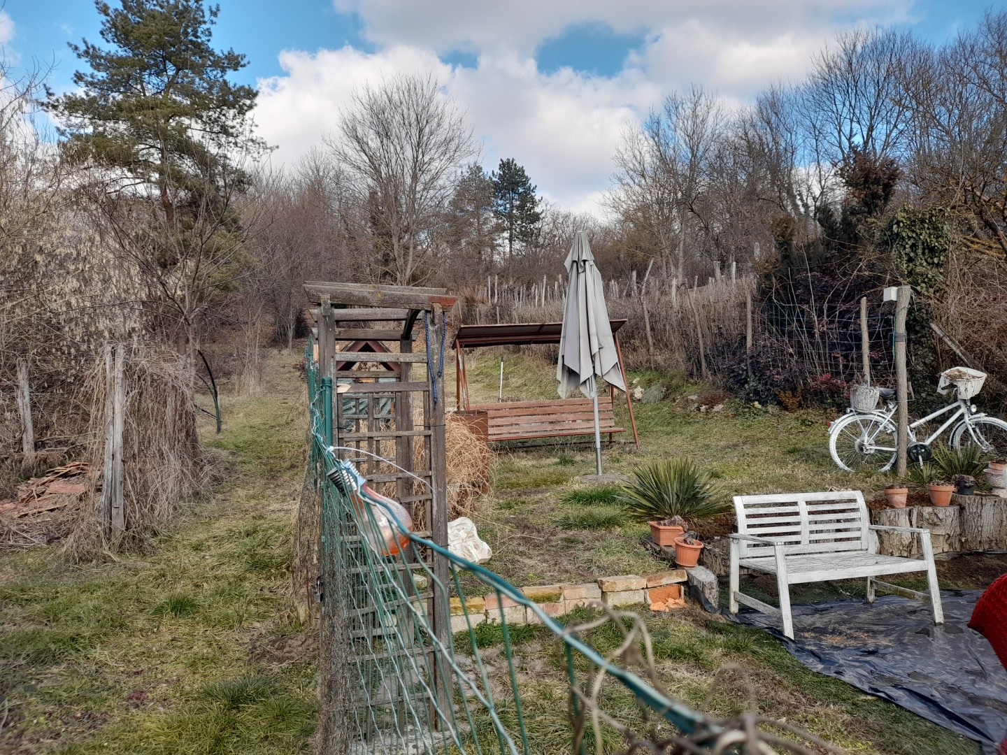 Felújított, világos, 2 szobás, 1. emeleti tégla lakás, saját kerttel Gödöllőn - Kép 10