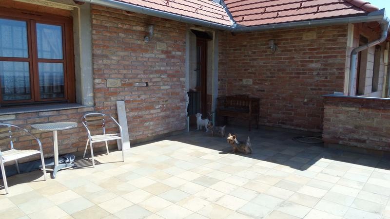 Pécs Donátusban csodálatos körpanorámával rendelkező modern mediterrán villa eladó! - Kép 14