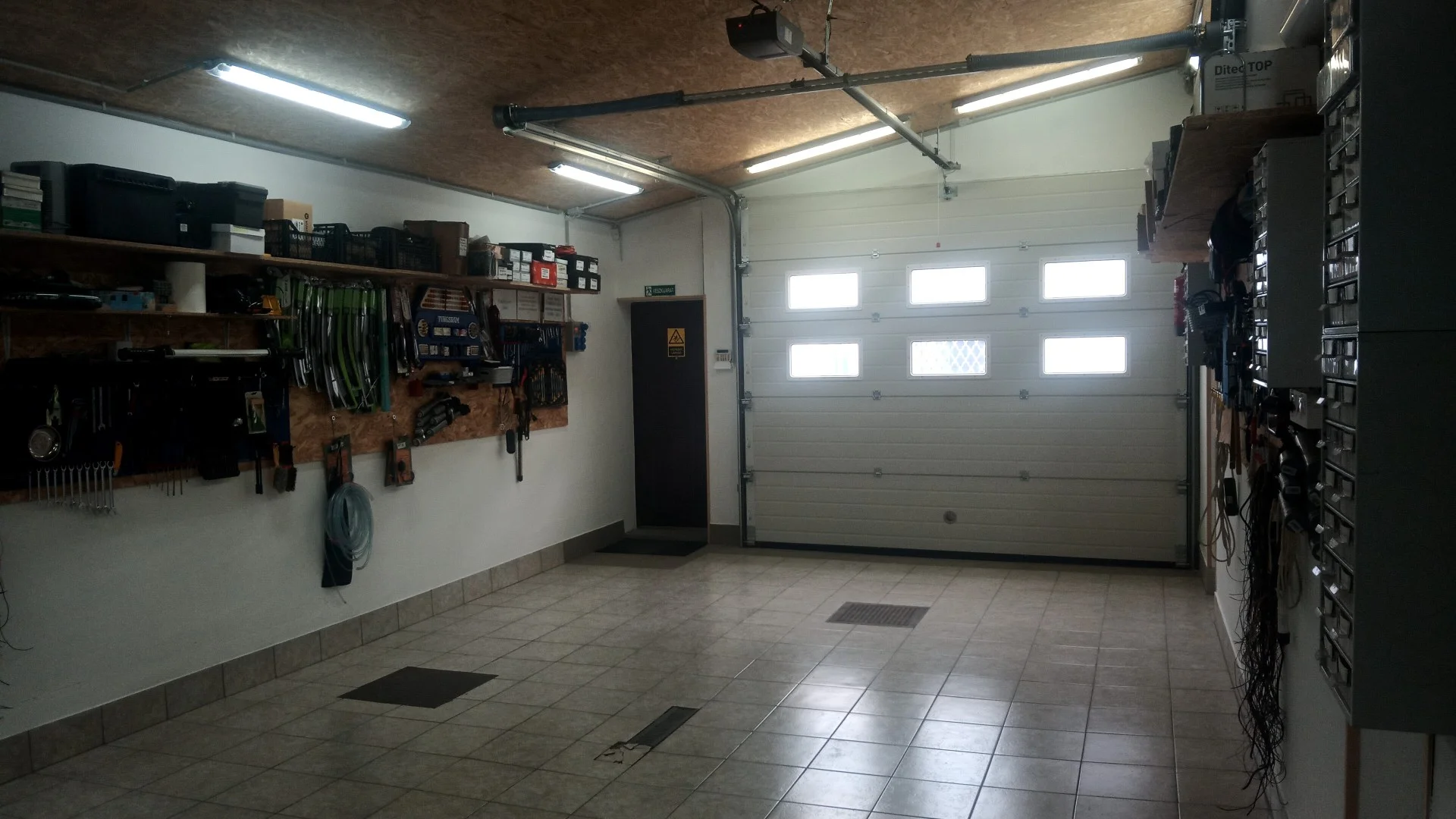 Autószerelő műhelykomplexum és lakások eladók! - Kép 6