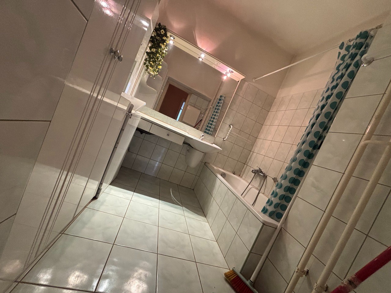 Pécsett az Uránvárosi részen 2.5 szobás, erkélyes, földszinti, téglalakás eladó! - Kép 12