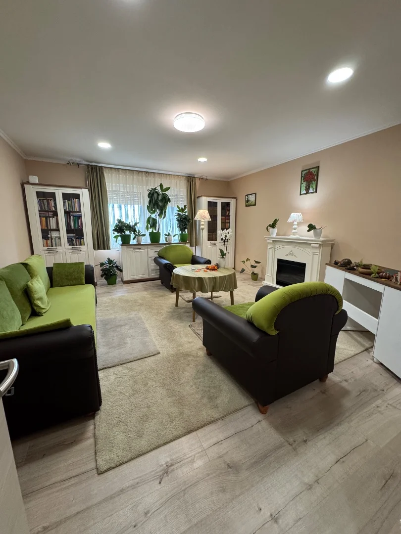 Tettye-park szomszédságában, prémium minőségű 3 lakásos családi ház eladó! - Kép 9