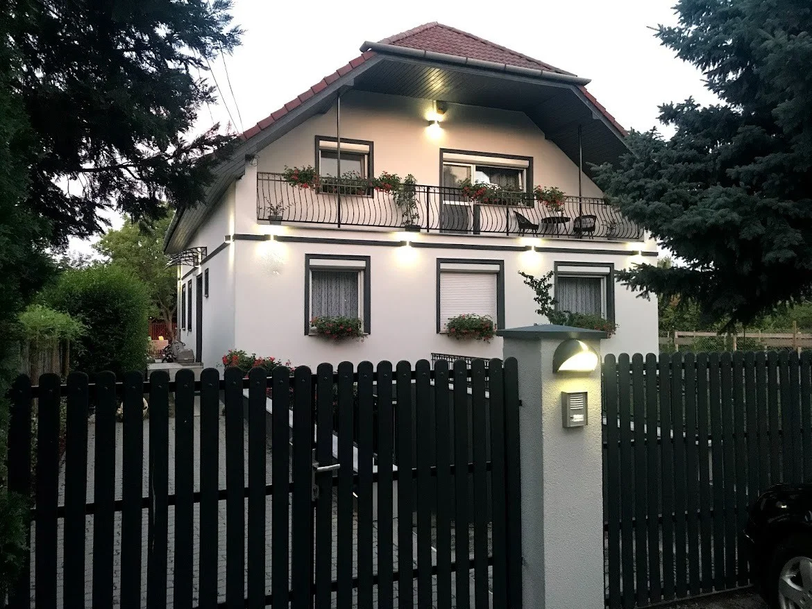 ELADÓ: Tágas, kényelmes családi otthon Halásztelek legszebb utcájában - Kép 9