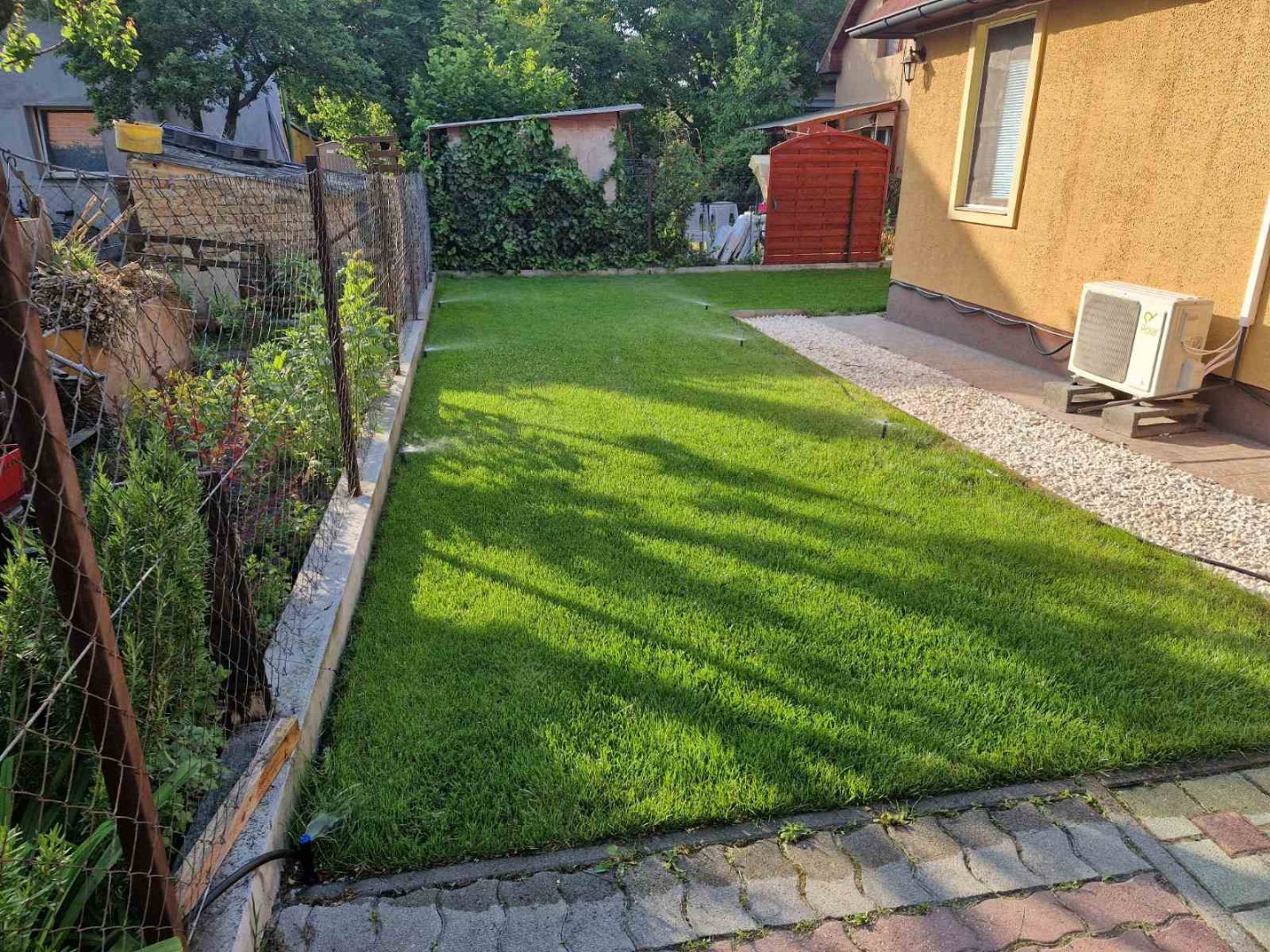 Szigethalmon eladó modern, könnyűszerkezetes családi ház kiváló felszereltséggel! - Kép 12