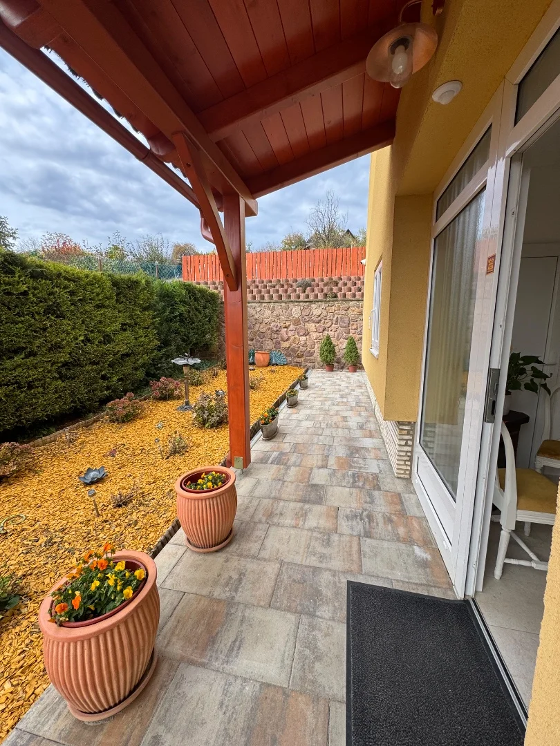 Tettye-park szomszédságában, prémium minőségű 3 lakásos családi ház eladó! - Kép 4