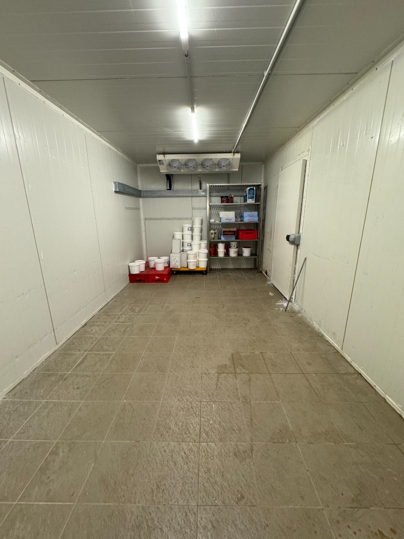 Eladó telephely/raktár - Kép 5