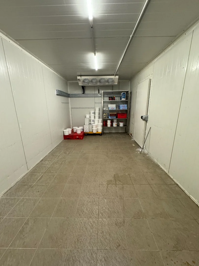 Eladó telephely/raktár - Kép 5