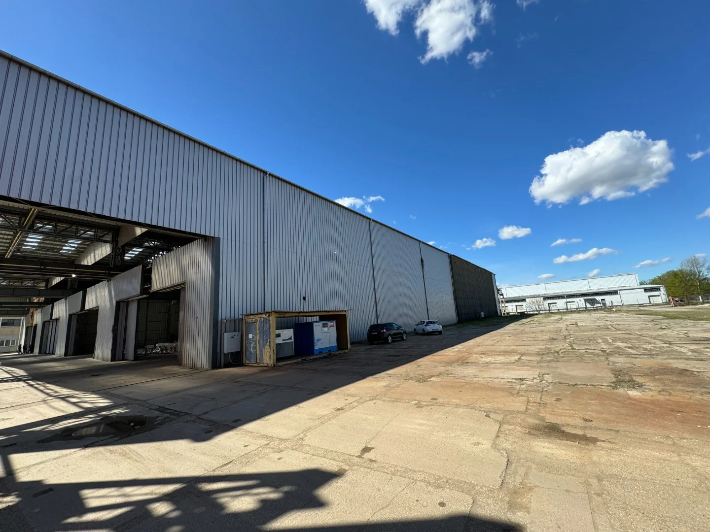 Kiadó gyártó és raktárcsarnok - Kép 6