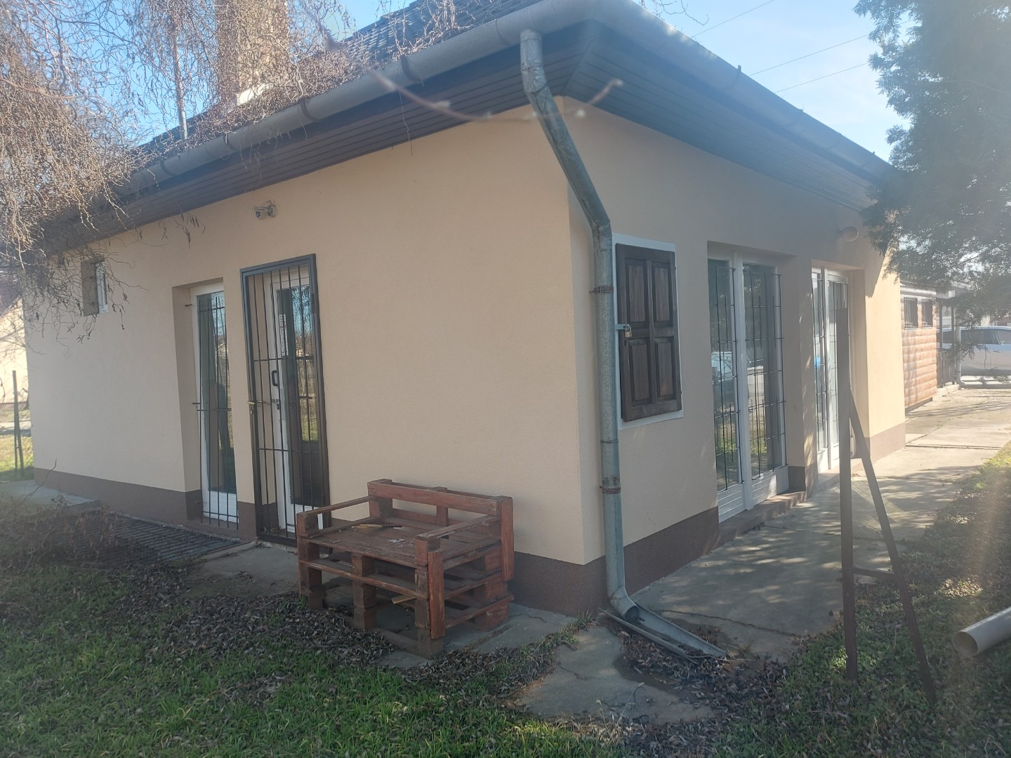 Üzlethelyiség eladó - Kép 9