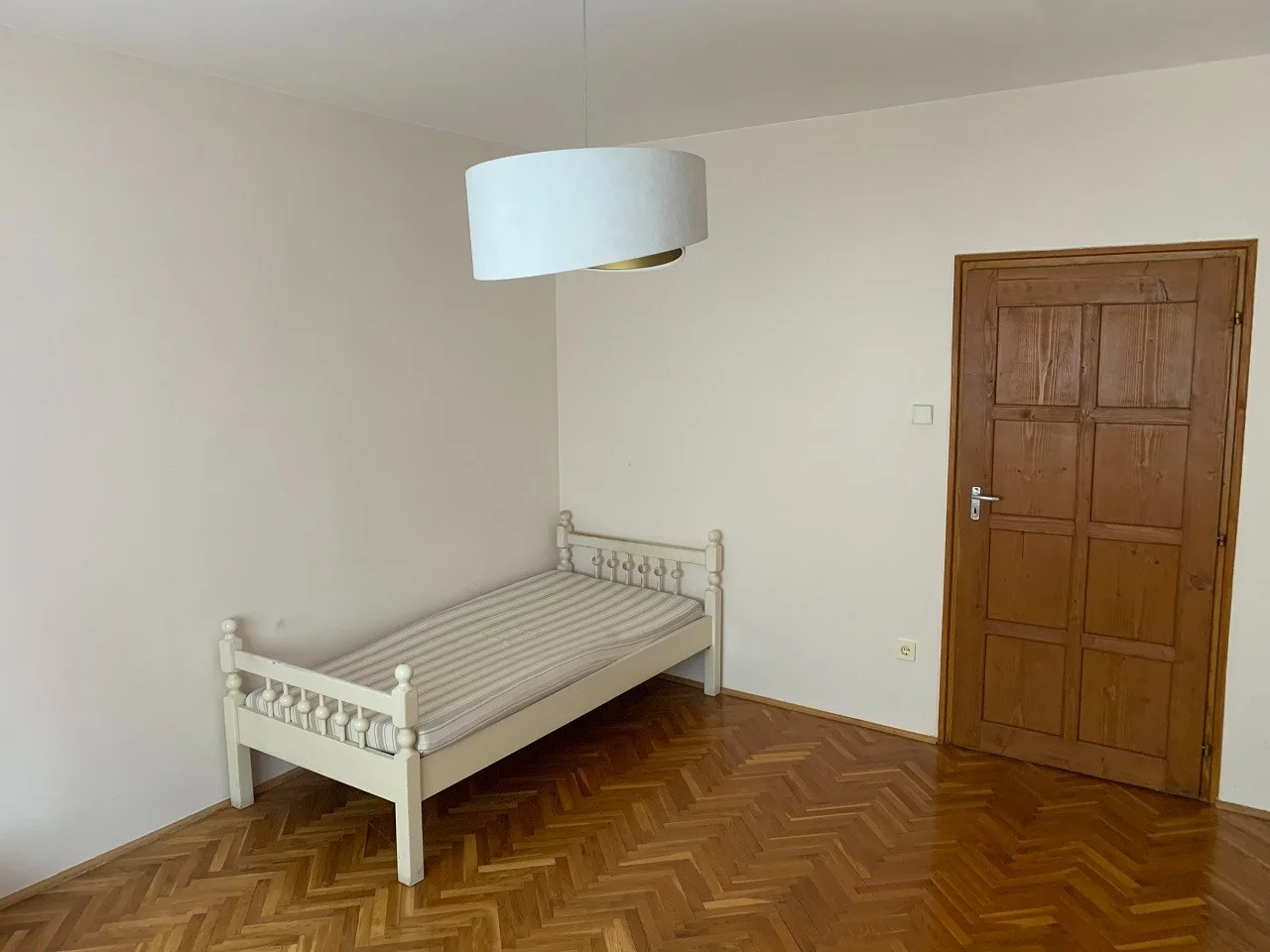 Pécs Egyetemvárosában 1. emeleti, szigetelt, panoráma teraszos, 4 hálószobás téglalakás eladó! - Kép 12