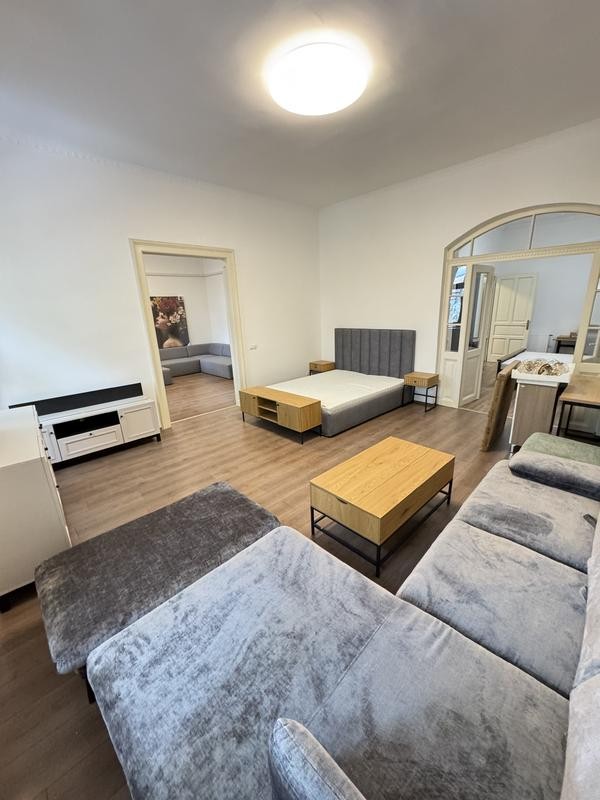 Eladó belvárosi nagypolgári ingatlan - Kép 5