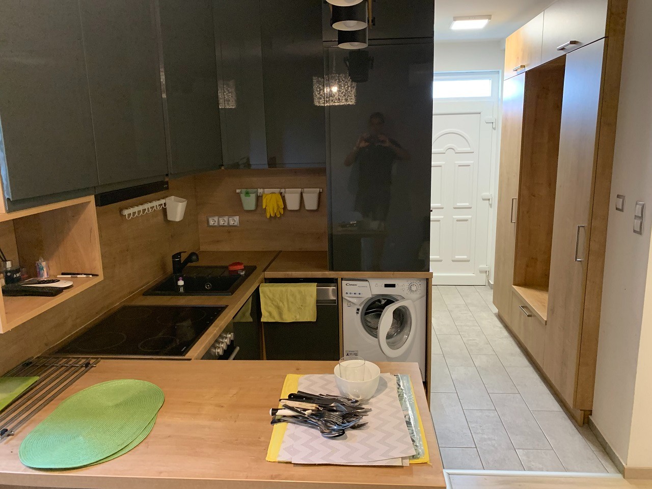 Pécs Egyetemvárosában felújított, szigetelt, kertkapcsolatos, teraszos, garázsos, dupla komfortos, klímás, gázfűtéses téglalakás eladó! - Kép 5