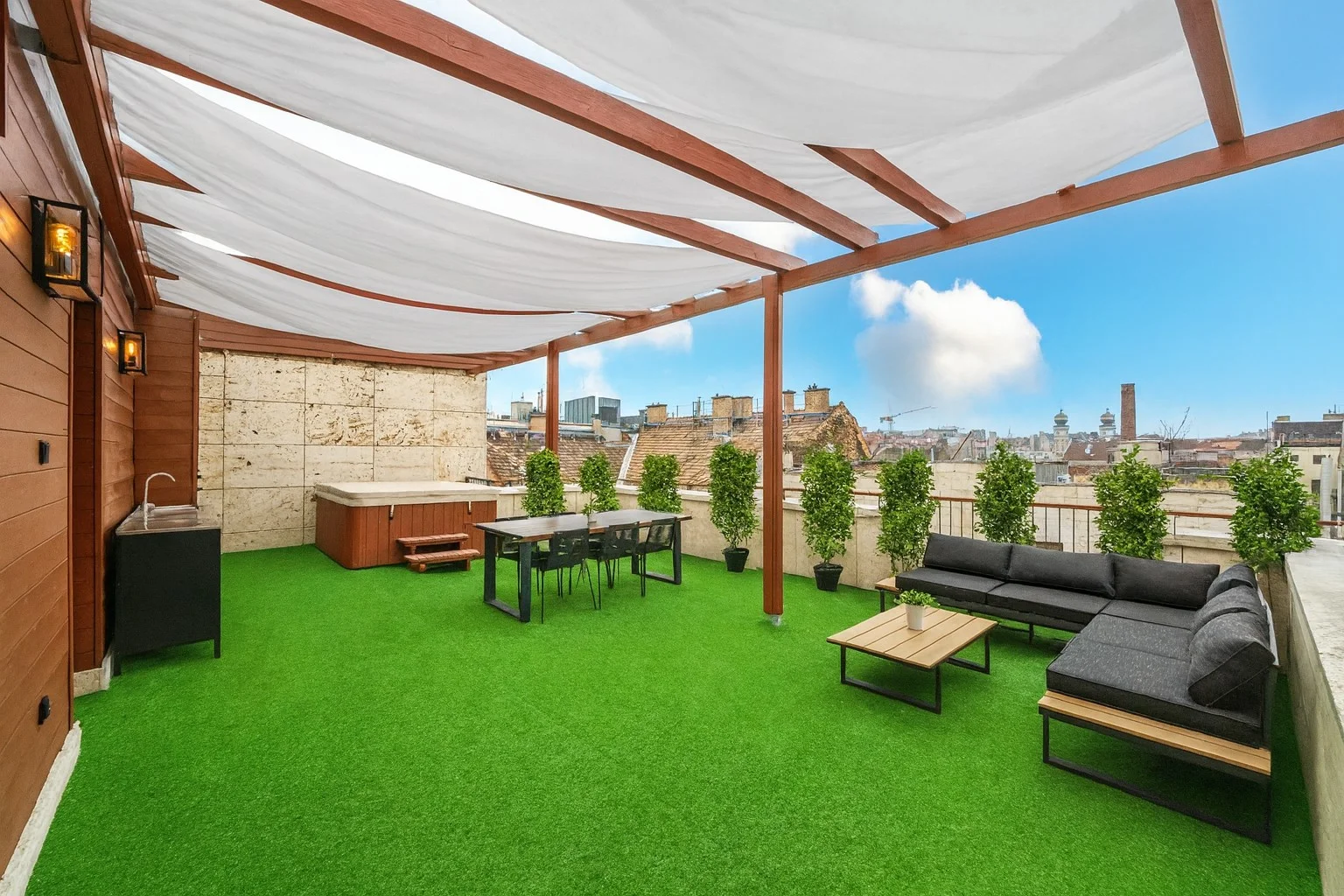 Eladó tégla lakás Budapest 07. ker.en