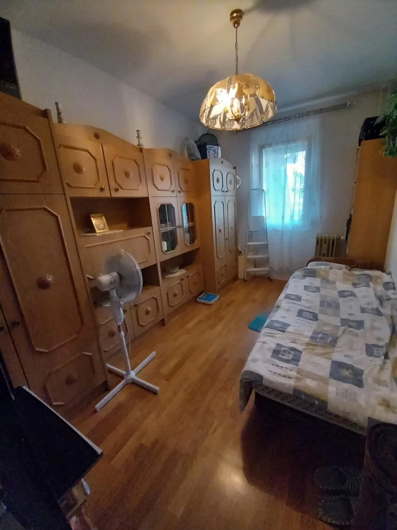 Belvárosi 4 hálós lakás eladó - Kép 4