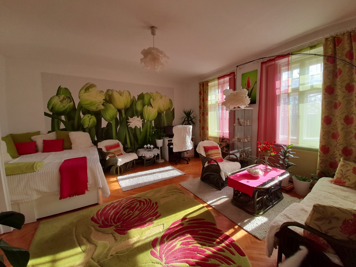 Felújított, világos, 2 szobás, 1. emeleti tégla lakás, saját kerttel Gödöllőn - Kép 2