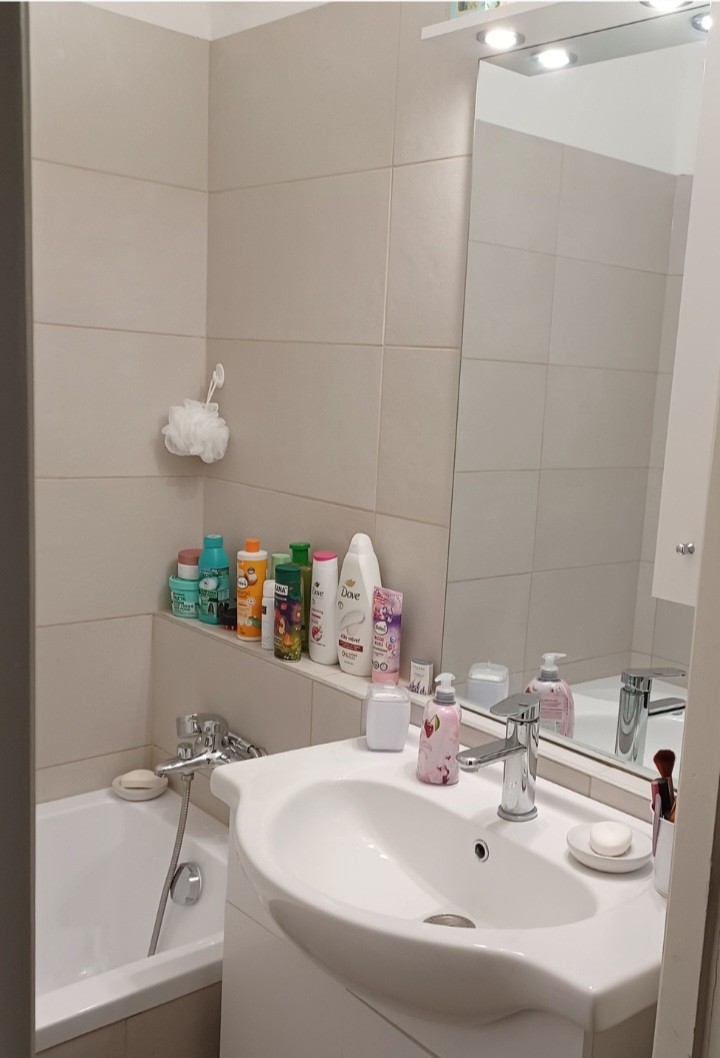 Napfényes magasföldszinti felújított lakás - Kép 2