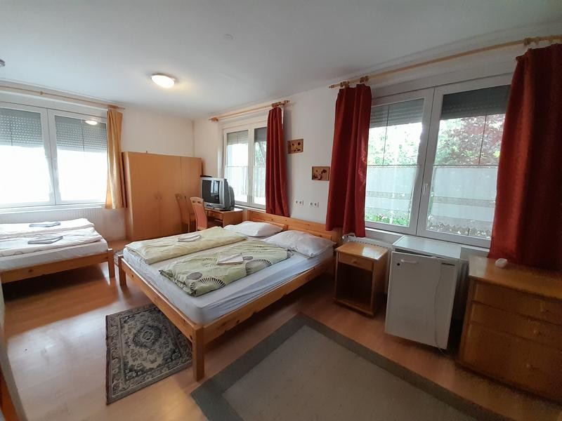 Eladó panzió Fonyódon - Kép 6