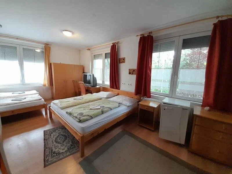 Eladó panzió Fonyódon - Kép 6