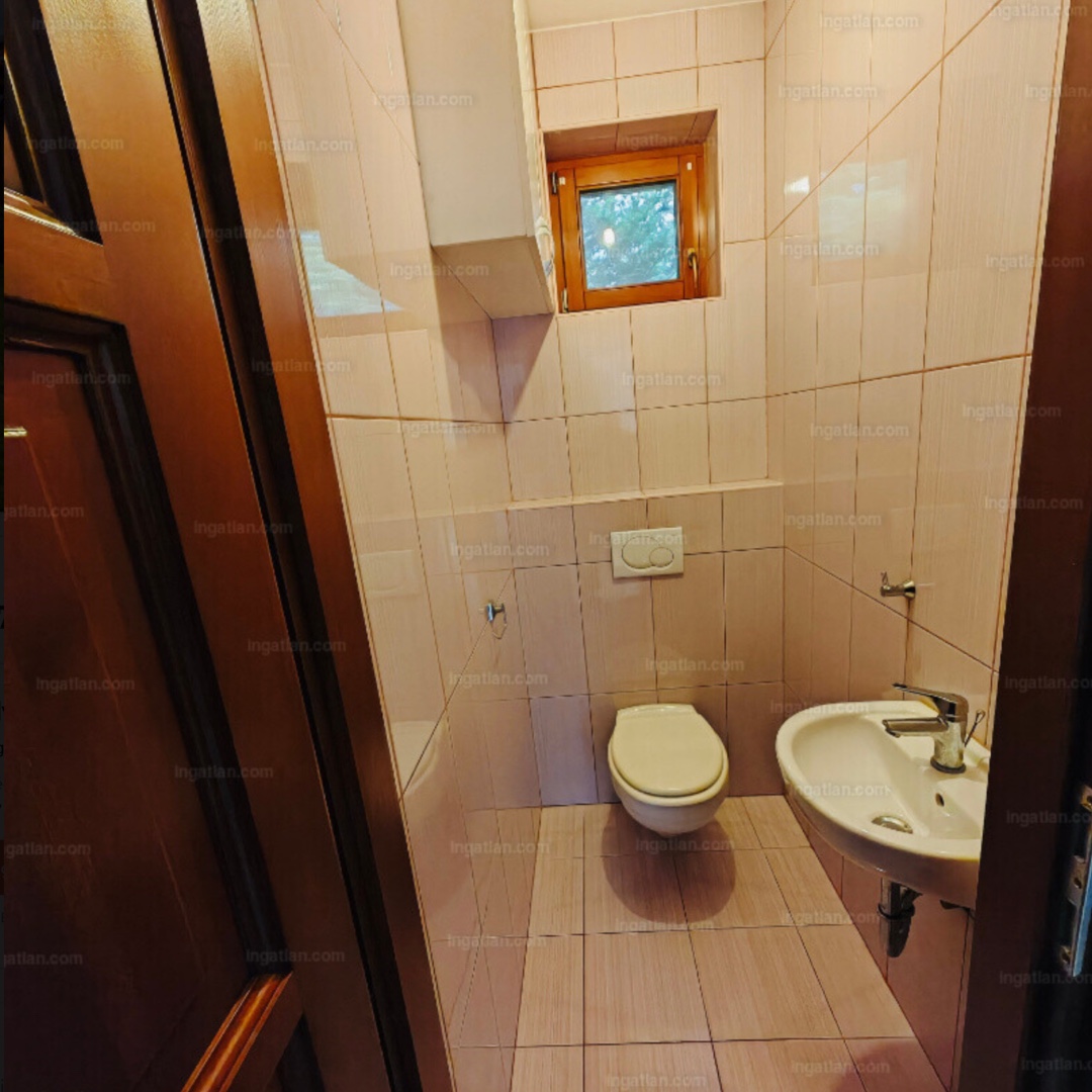 Mediterrán hangulatú családi ház Vértesszőlősön - Kép 13