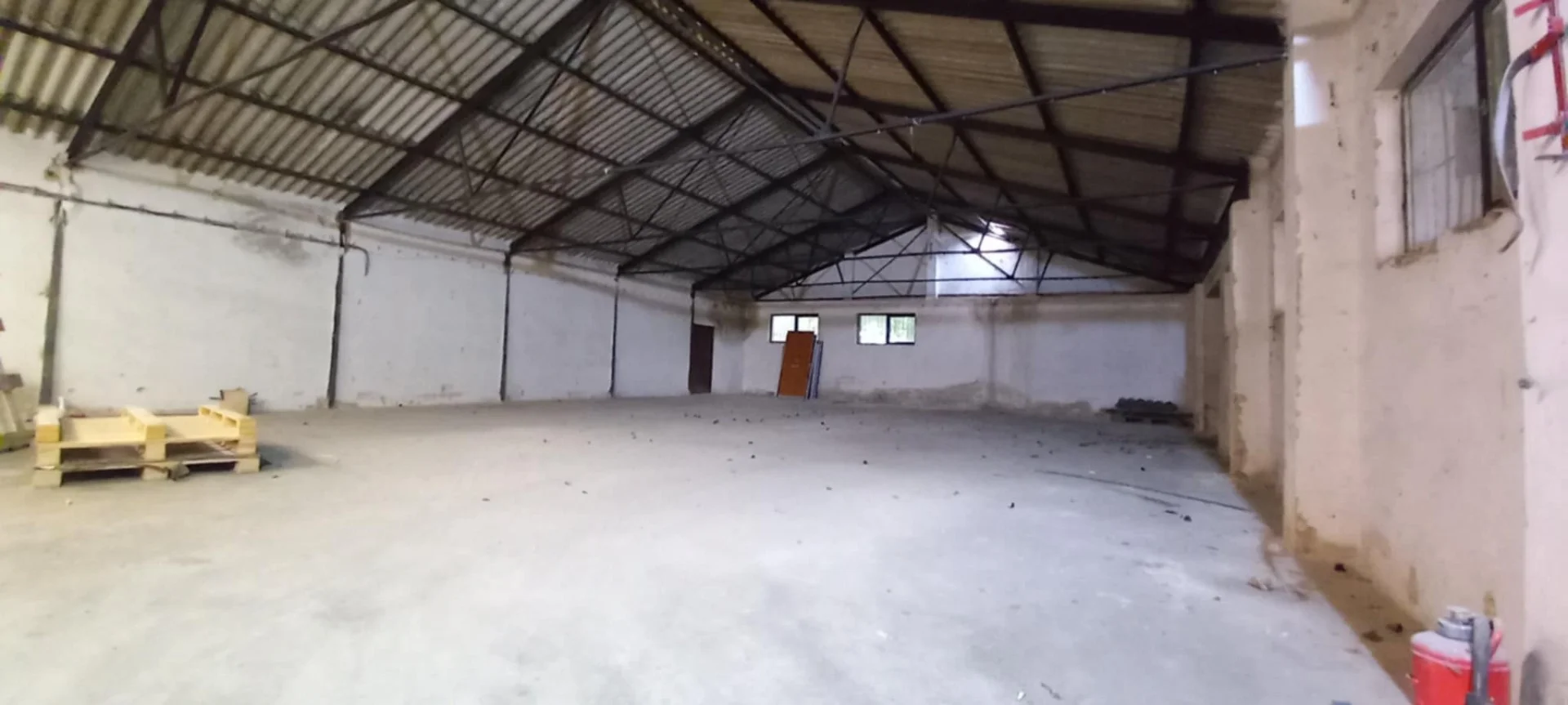 Pécsett raktár kiadó