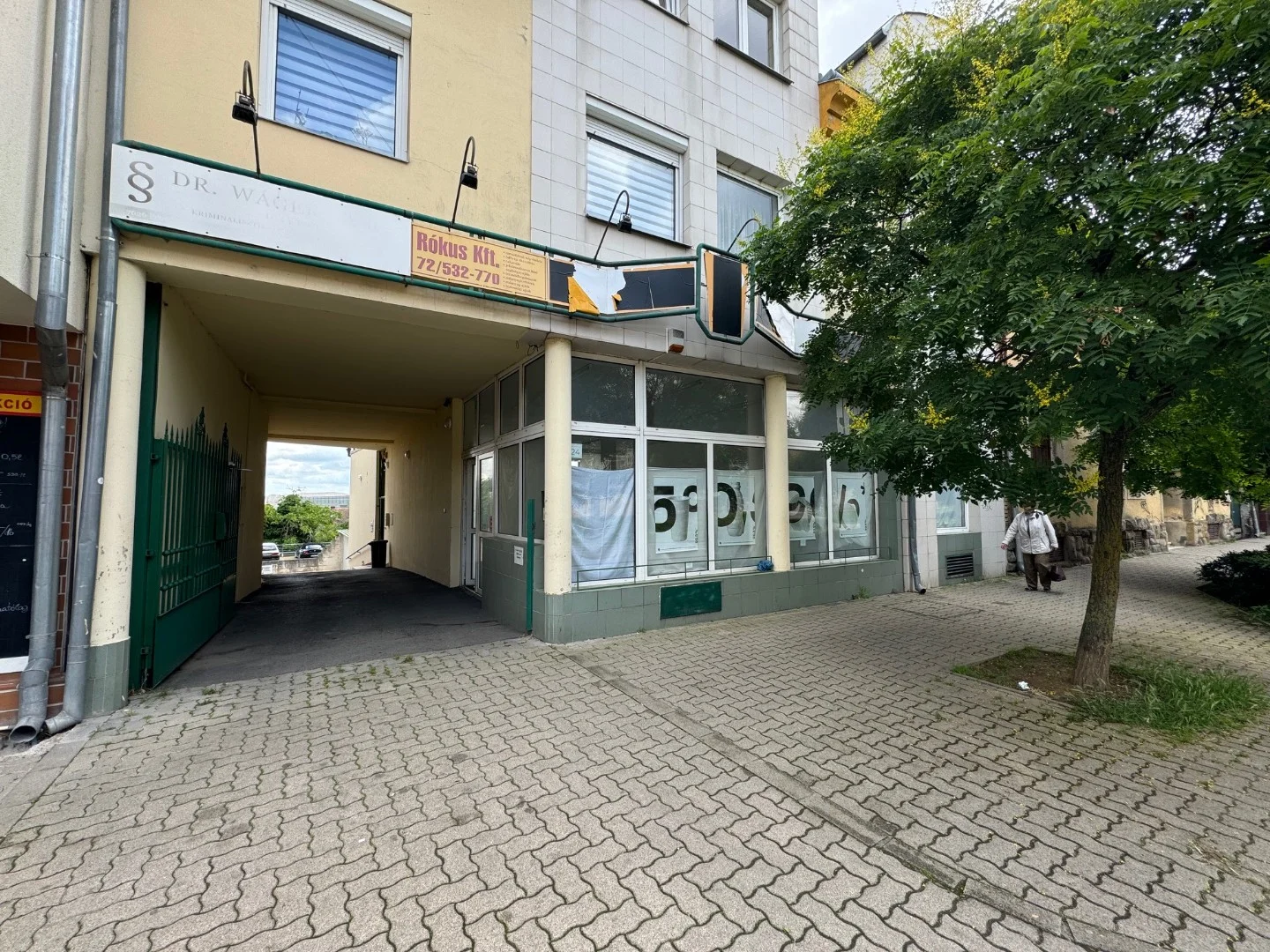 Kiadó utcafronti üzlet - Kép 2