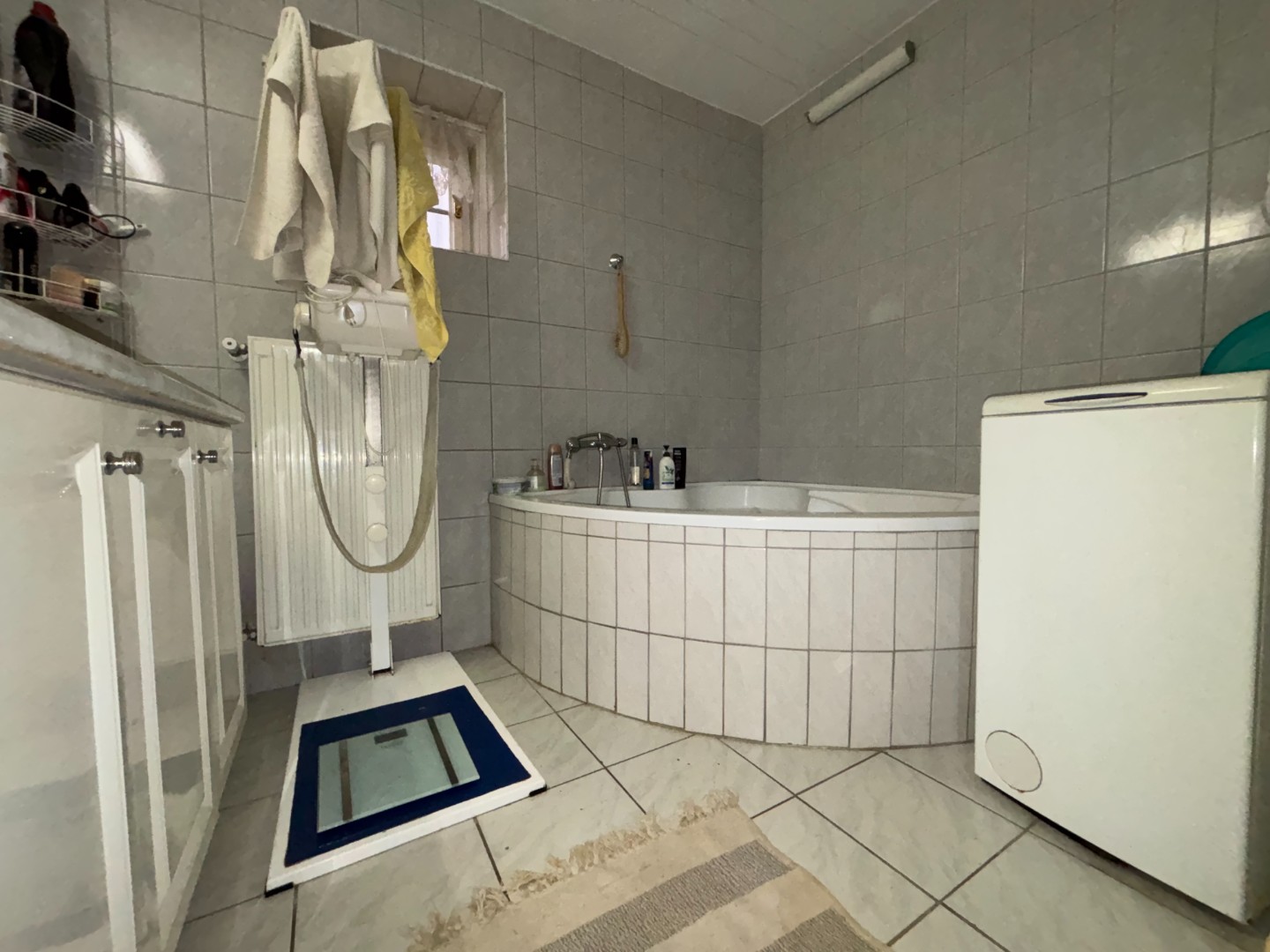 Pécs zöldövezeti részén, családi házas környezetben, 50 m2-es, jó állapotú, kertes ikerház eladó! - Kép 9