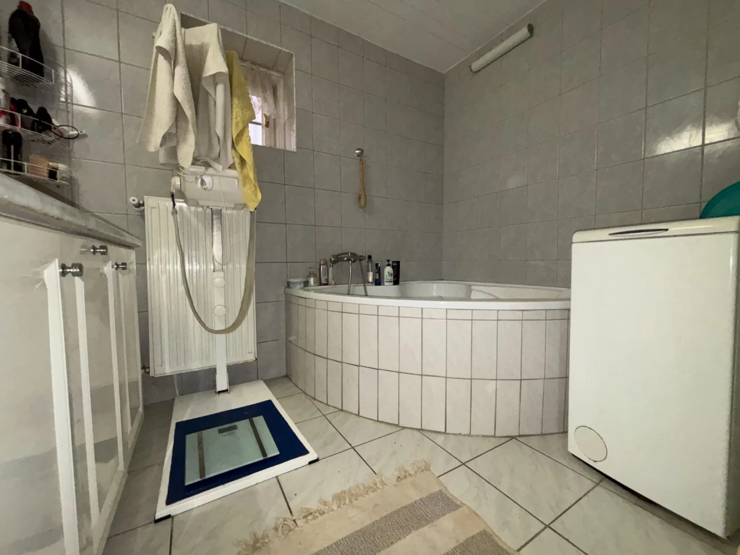 Pécs zöldövezeti részén, családi házas környezetben, 50 m2-es, jó állapotú, kertes ikerház eladó! - Kép 9