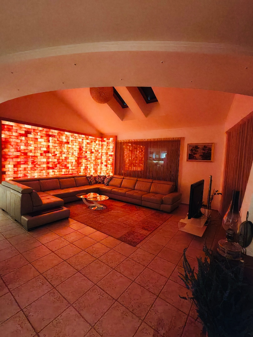 Mediterrán hangulatú családi ház Vértesszőlősön - Kép 6