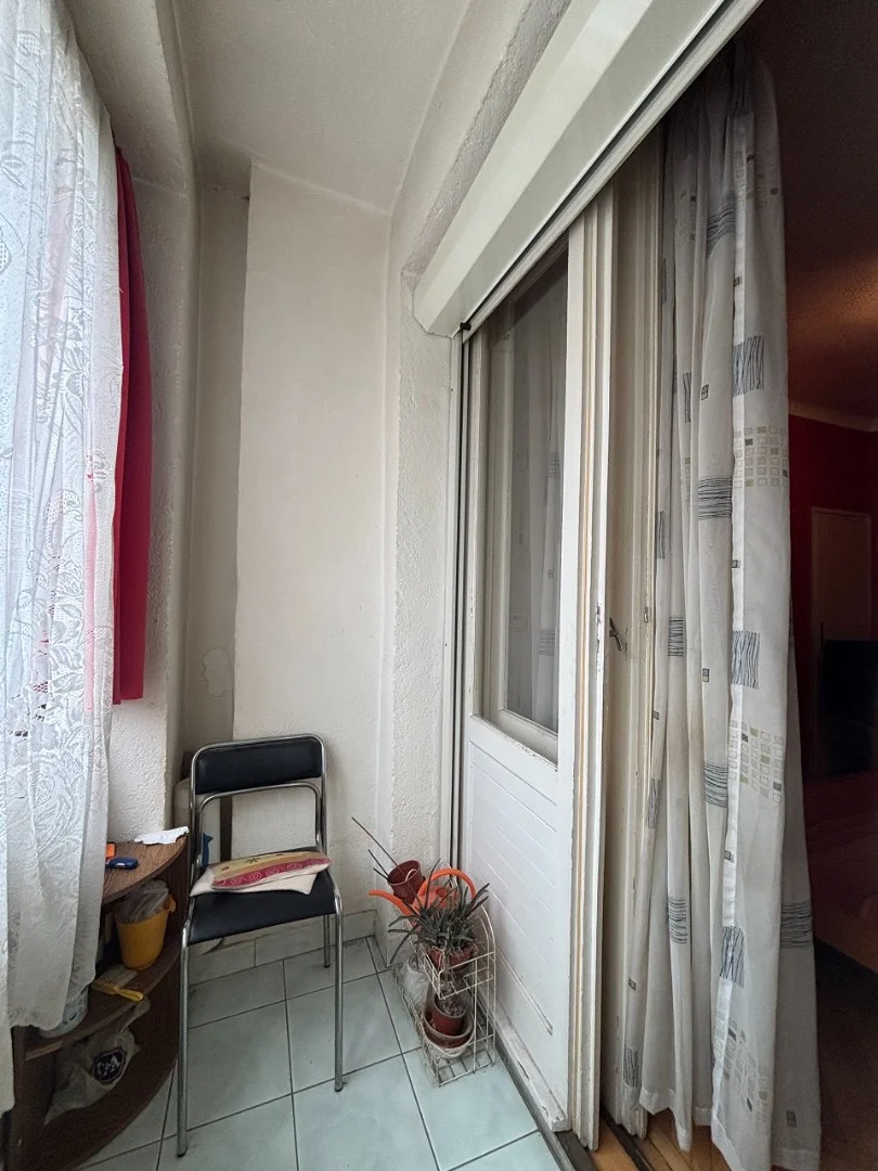 Pécsett az Uránvárosi részen 2.5 szobás, erkélyes, földszinti, téglalakás eladó! - Kép 9