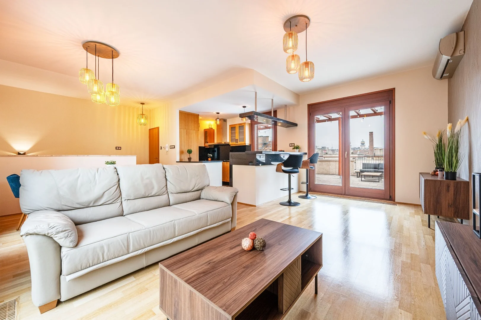 Eladó tégla lakás Budapest 07. ker.en - Kép 2