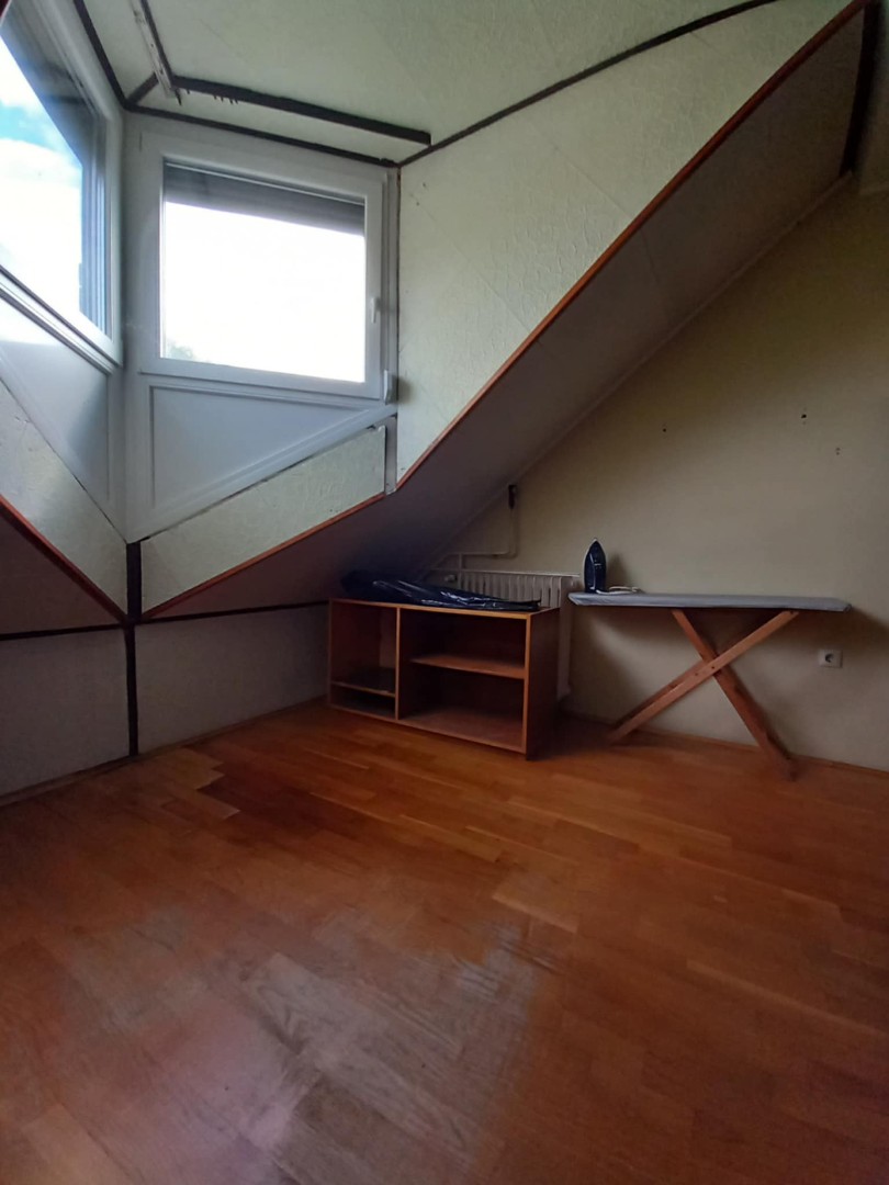 Belvárosi 4 hálós lakás eladó - Kép 9