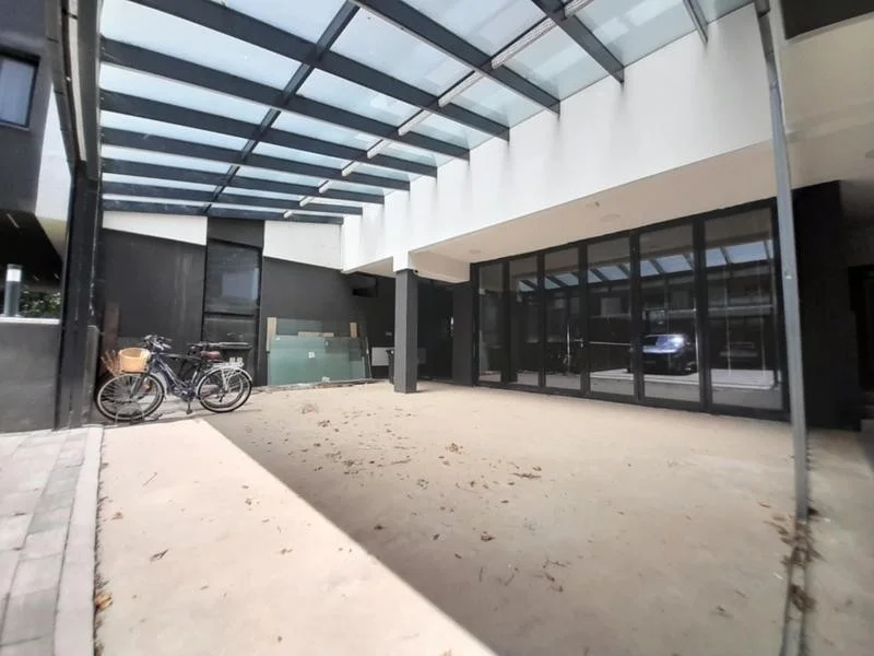 Eladó egyetemvárosi ingatlan!