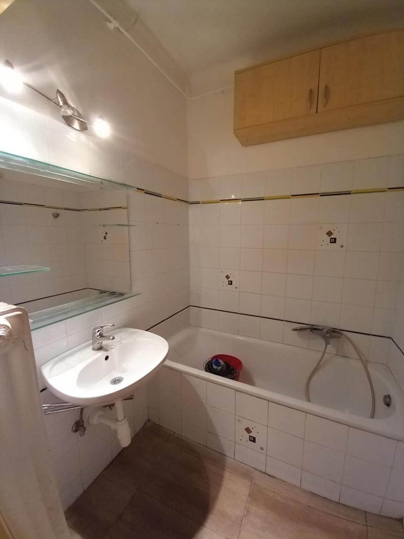 Pécsett a Zsolnay negyedben 2 szobás, erkélyes tégla lakás eladó - Kép 4