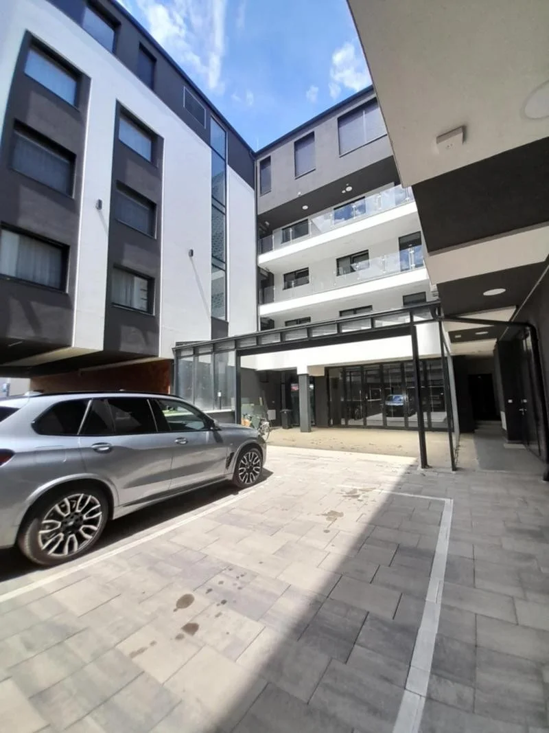 Eladó egyetemvárosi ingatlan! - Kép 3