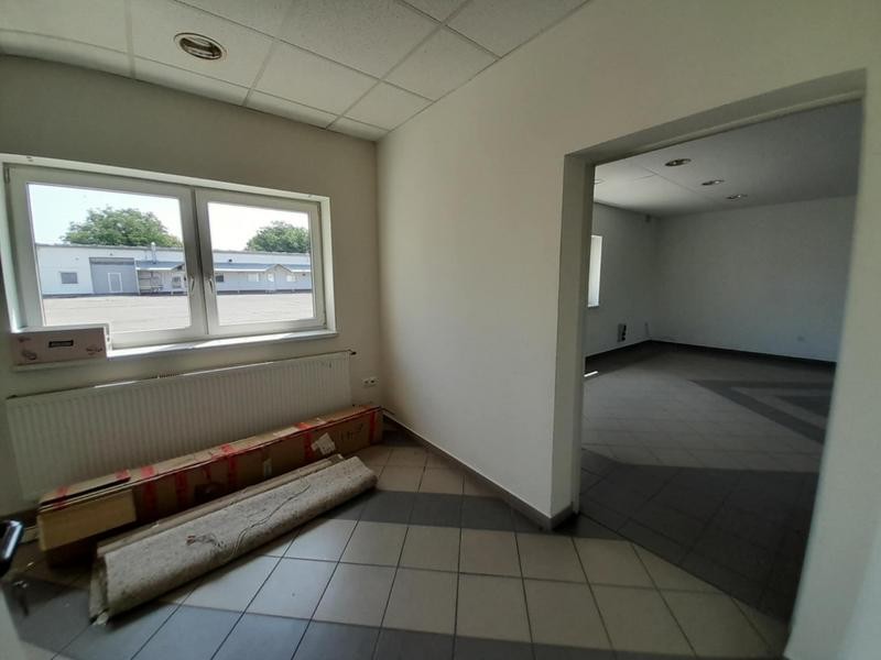 Ipari üzem és irodaépület KIADÓ - Kép 11