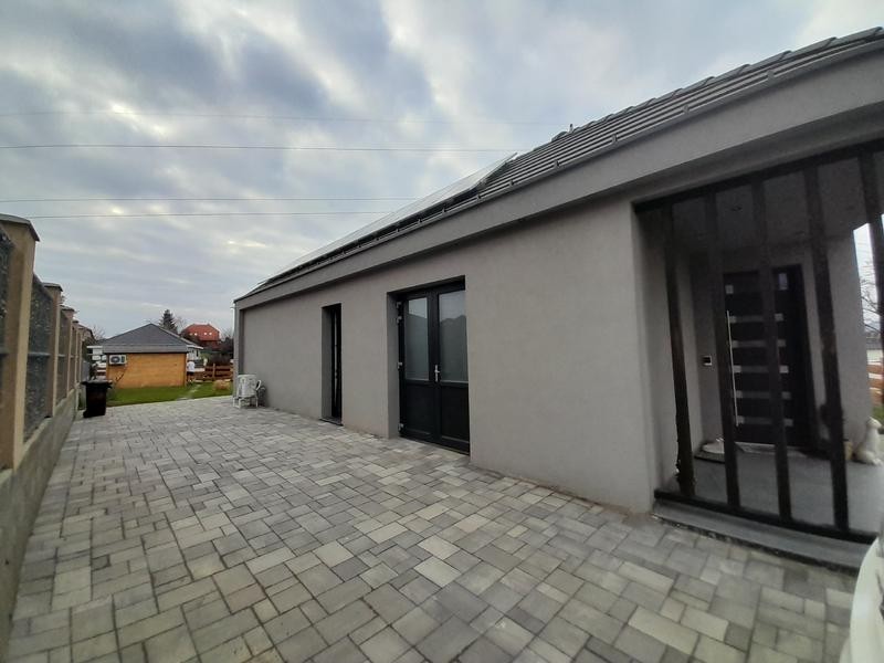 Eladó modern okos ház Újhegyen - Kép 14