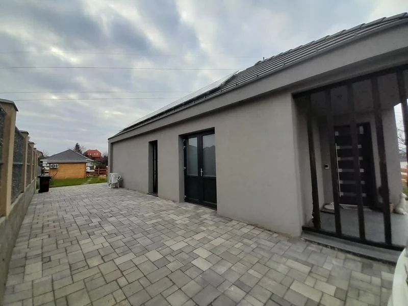 Eladó modern okos ház Újhegyen - Kép 14