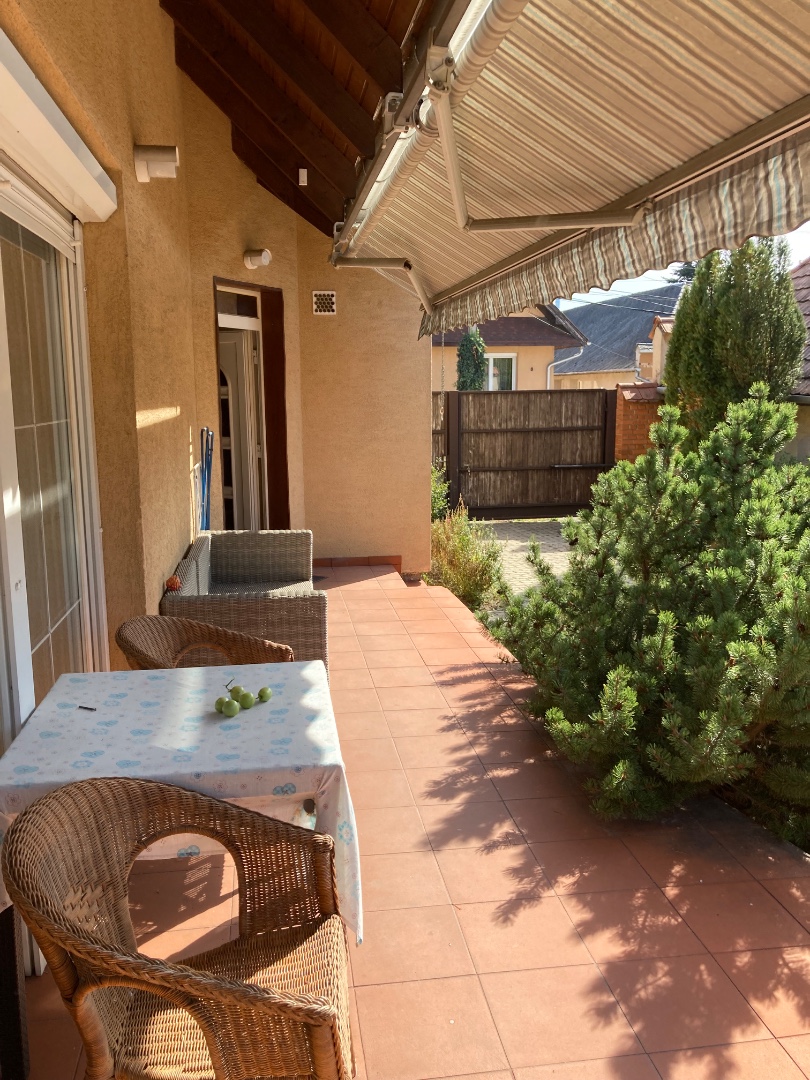 2 szintes családi ház Tatabánya Alsógallán