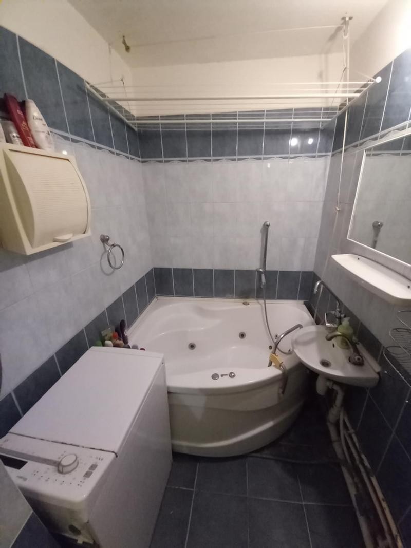 Eladó Pécs kertvárosi lakás - Kép 3