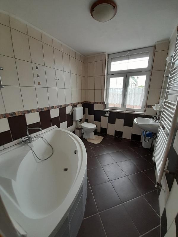 Eladó panzió Fonyódon - Kép 7