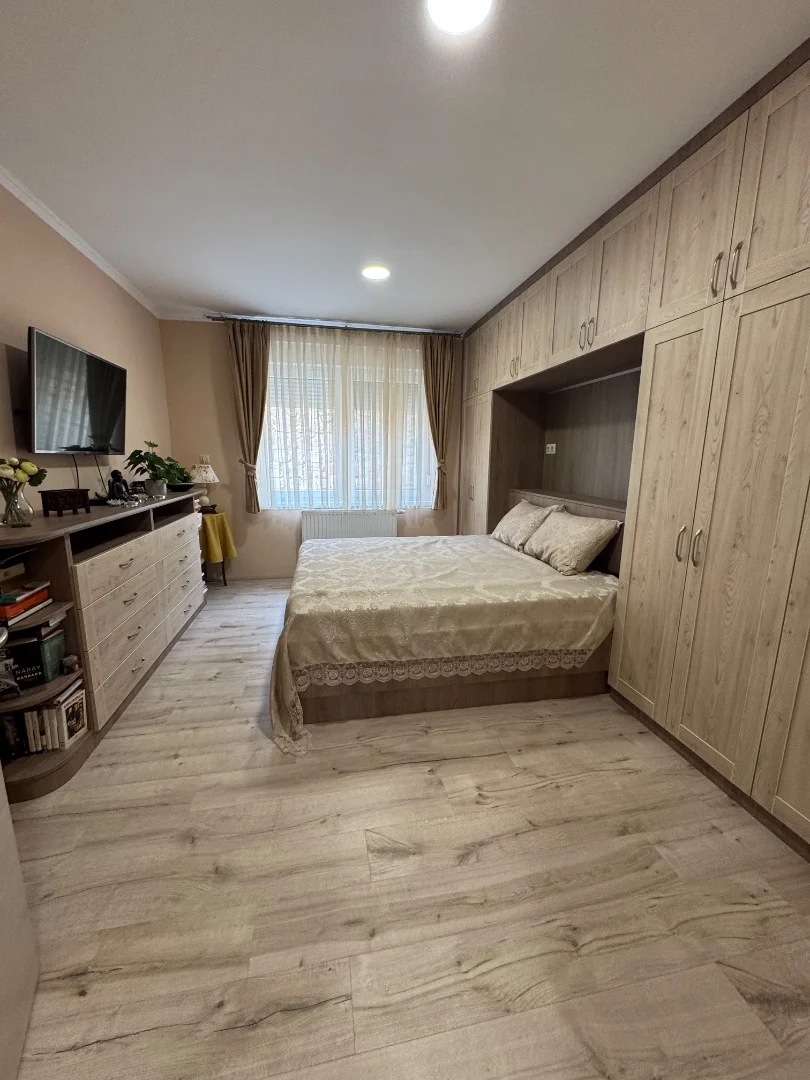 Tettye-park szomszédságában, prémium minőségű 3 lakásos családi ház eladó! - Kép 10