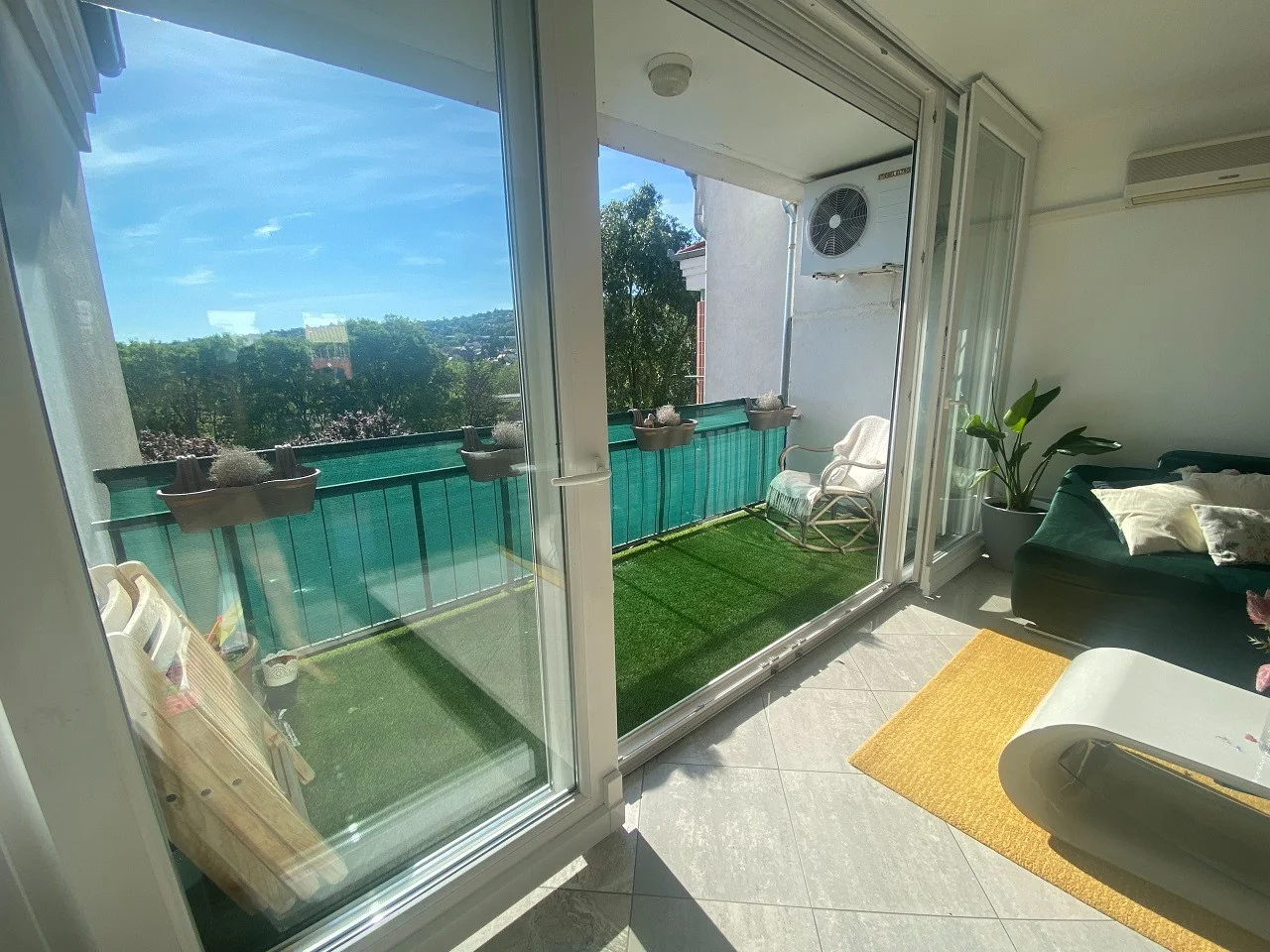 Pécsett a Diósi városrészen újszerű, lakóparki, panorámás, 2,5 szobás, tégla lakás, önálló garázzsal eladó! - Kép 13