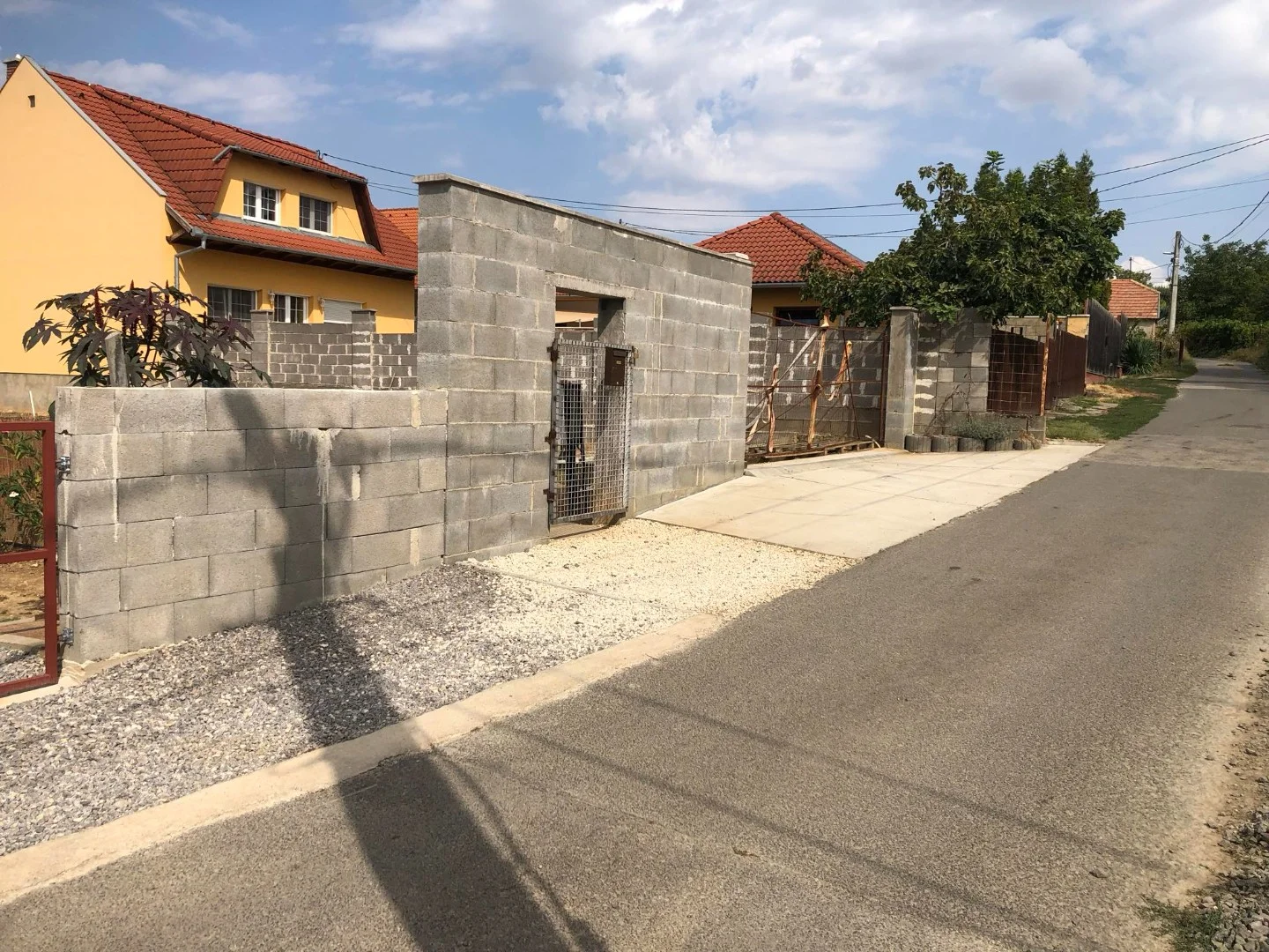 Rózsadombon építési telek eladó - Kép 4