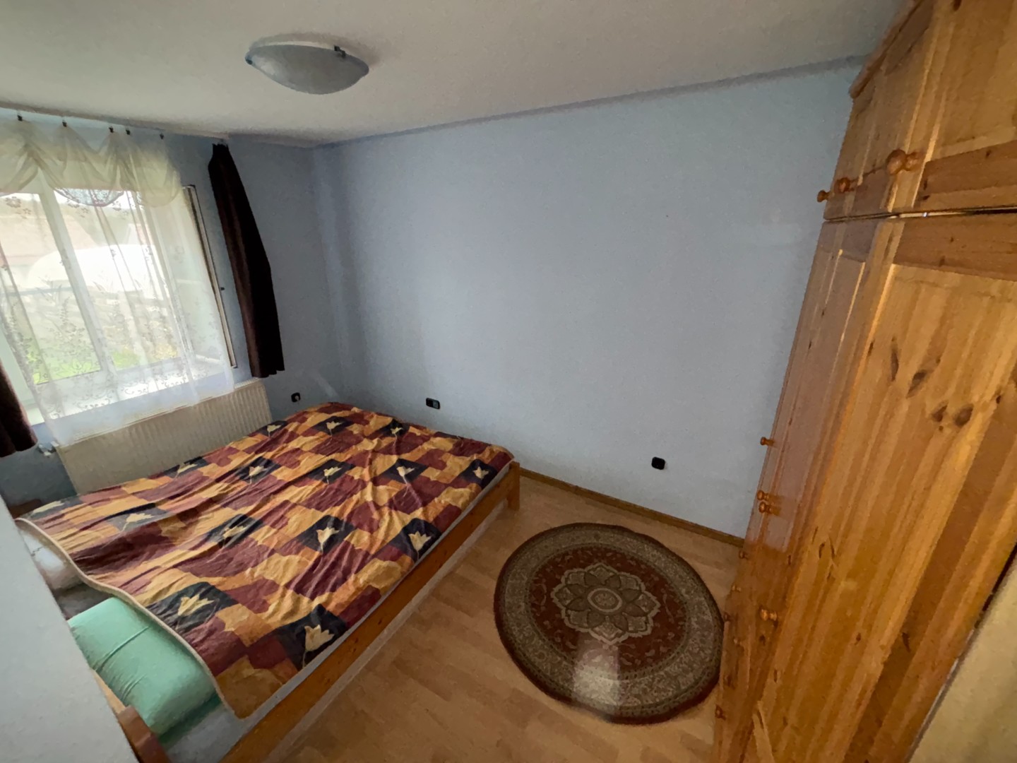 Pécs zöldövezeti részén, családi házas környezetben, 50 m2-es, jó állapotú, kertes ikerház eladó! - Kép 8