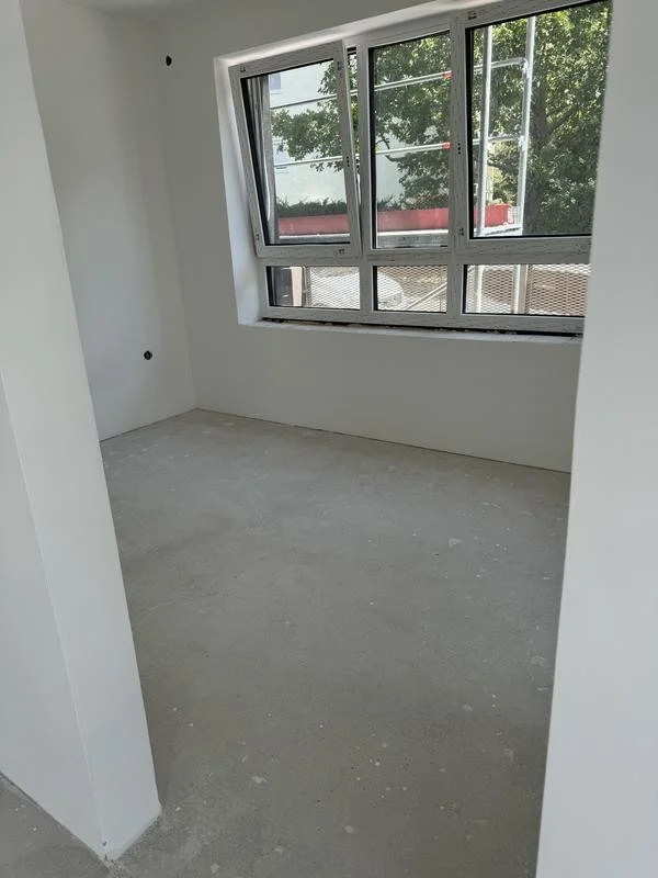 Eladó új építésű társasházi lakás - Kép 9