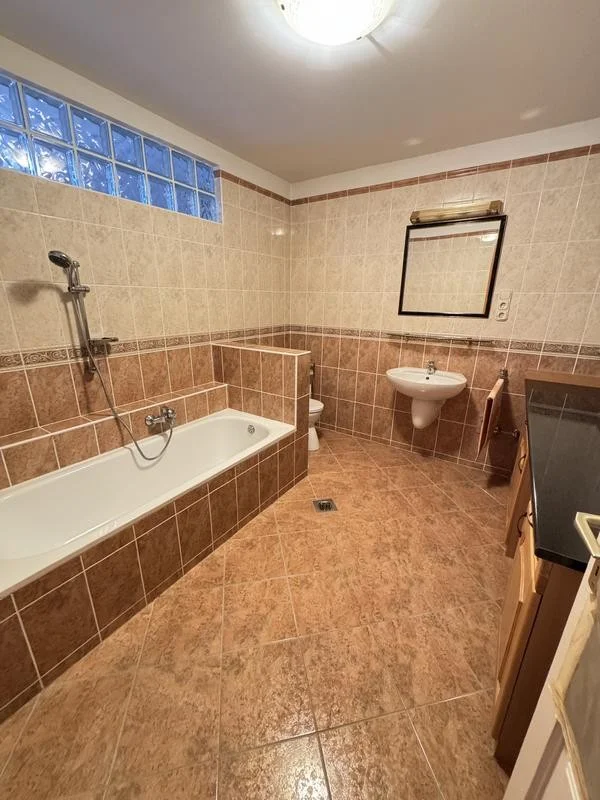 Eladó exkluzív álom otthon Pécs szívében - Kép 9